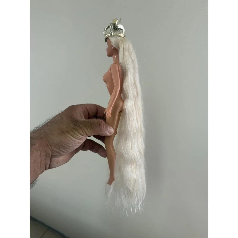 90s Barbie Rapunzel Long Blonde Hair Blue Eyes Crown Vintage Doll